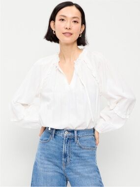 Old Navy White Lightweight V-Neck Peasant Blouse